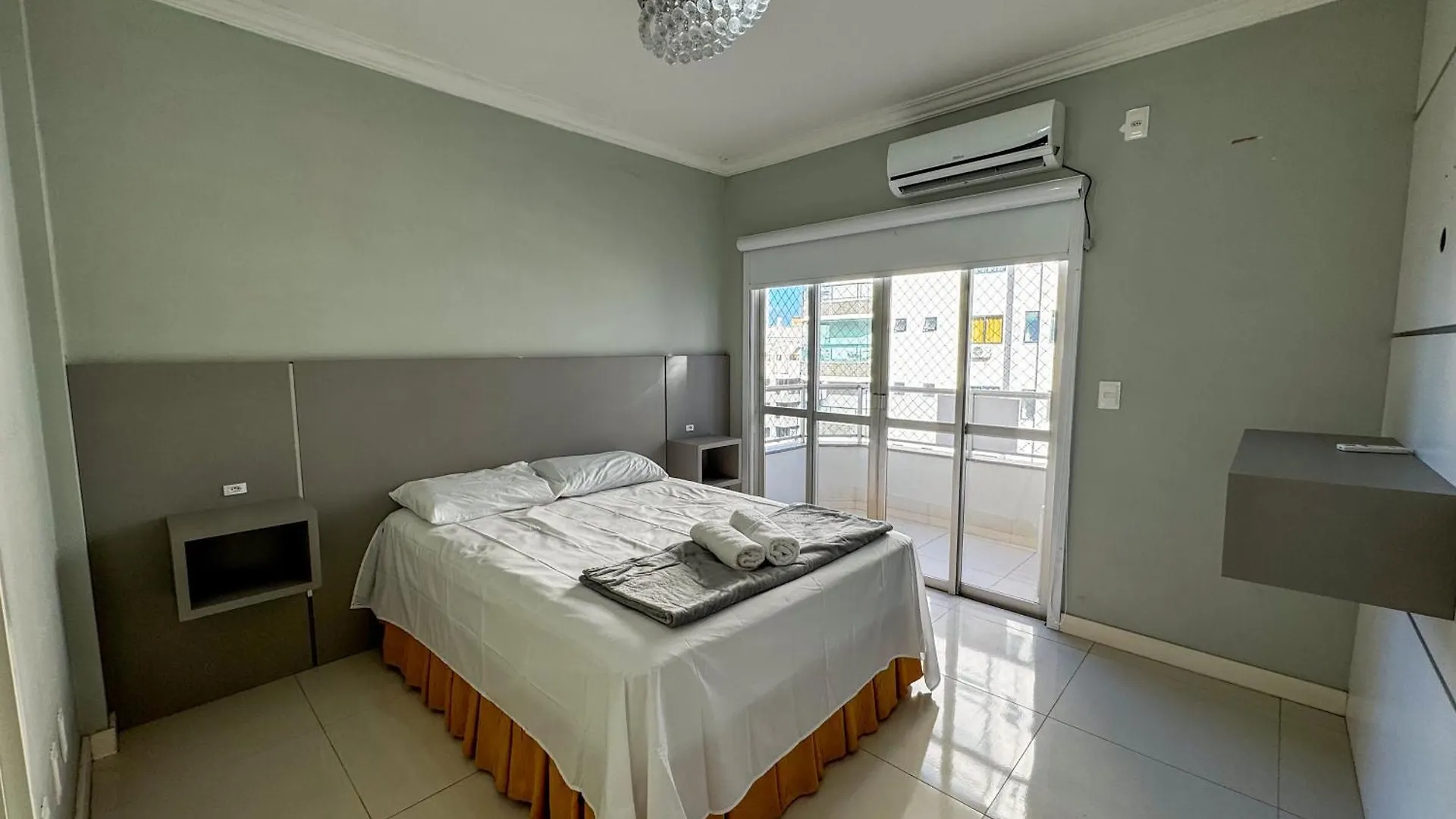 Apartamento Vista Mar Itapema 0*,  Brazil