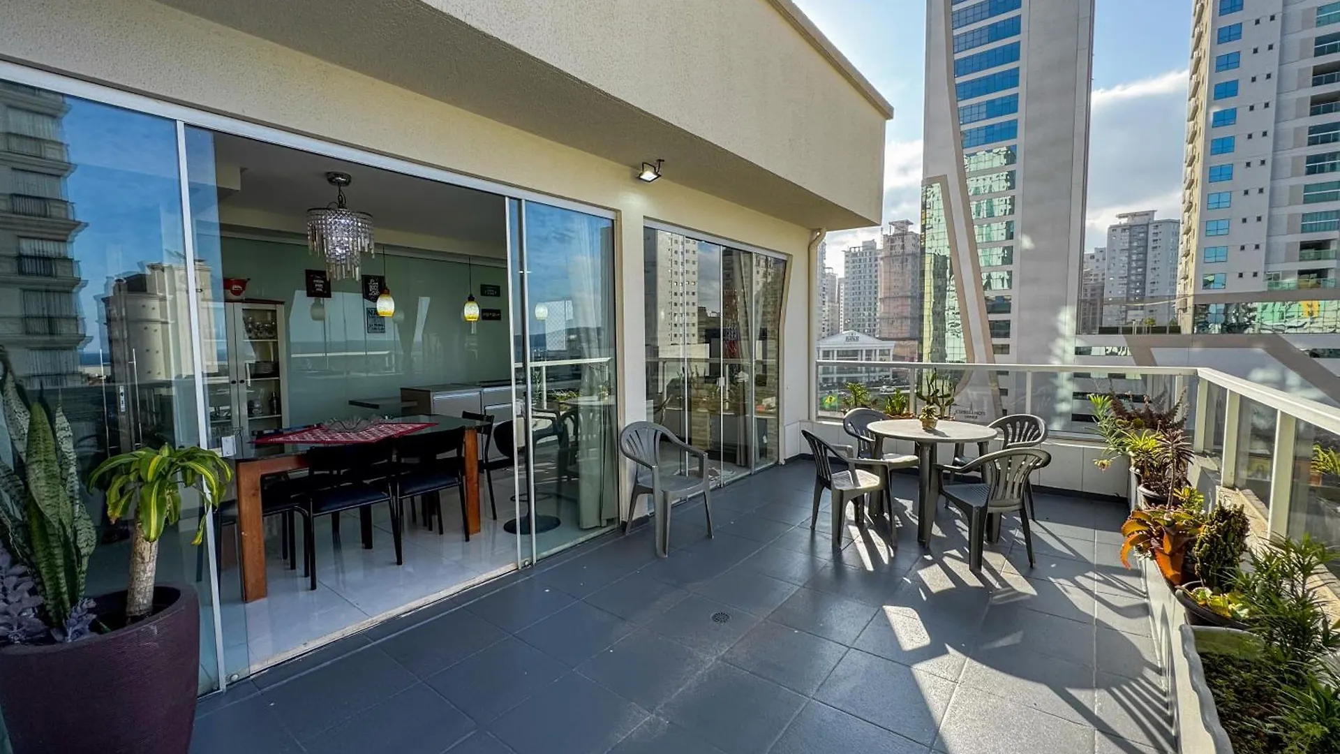 Apartamento Vista Mar Itapema 0*,
